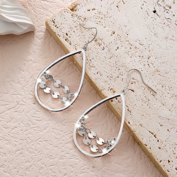 Any 3/25! Silver Flashy Boho Teardrop Earrings - Picture 2 of 5